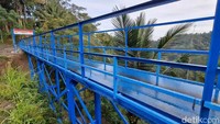 Kapolres Ponorogo AKBP Andin Wisnu Sudibyo mengatakan pembangunan jembatan ini merupakan bagian dari program prioritas untuk membantu akses masyarakat, khususnya pelajar.