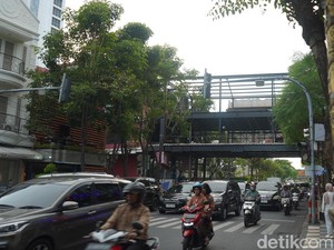 Pembangunan JPO Tunjungan Capai 87%, Target Rampung Juli 2026