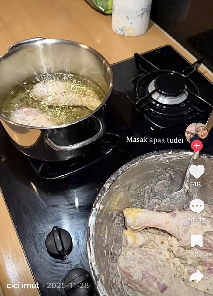 Keseruan Jennifer Coppen Masak Ayam Goreng Ketumbar hingga Steak di Belanda
