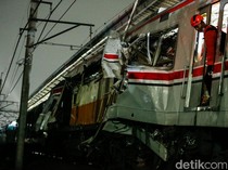 Video KNKT Ungkap Masinis Argo Bromo Diminta Rem Dikit-dikit Sebelum Tabrak KRL