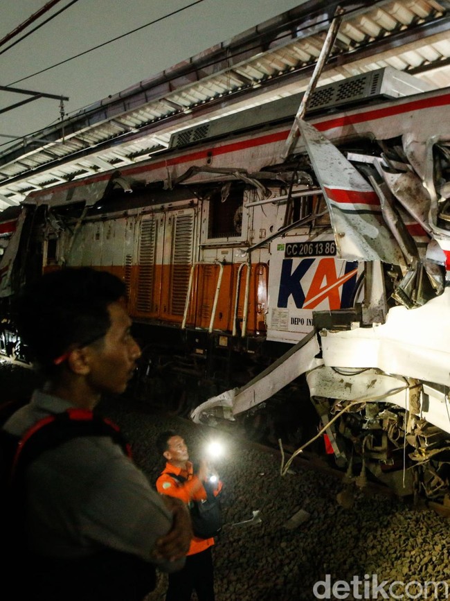 Kondisi Terkini Dua Kereta Tabrakan di Bekasi