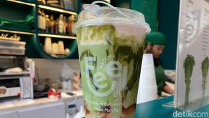 Main ke By The Sea Pik, Cicip Matcha dan Cheesecake Kesukaan Turis Malaysia