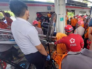 Evakuasi Korban Kecelakaan Kereta di Bekasi Tuntas