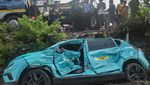 Penampakan Taksi Listrik yang Diduga Sebabkan Tabrakan Kereta di Bekasi