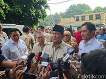 Video: Jenguk Korban Tabrakan Kereta, Prabowo Sampaikan Belasungkawa