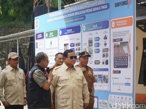 Prabowo Cek Pengolahan Sampah di TPST BLE Kaliori Banyumas