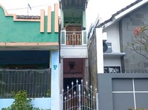 Dekat Rumah Jokowi Ada Hunian Nyempil, Fasad Cuma 1 Meter!