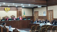 2 Hakim Dissenting Opinion: Ibam Eks Konsultan Nadiem Harusnya Dibebaskan