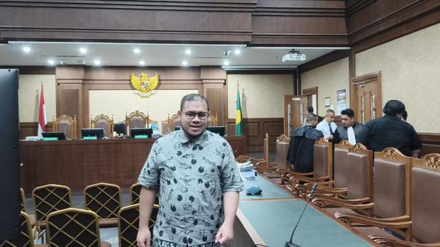 Sidang Terdakwa Ibam di Kasus Chromebook