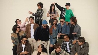 Berdansa Bersama di Album Perdana Sonar