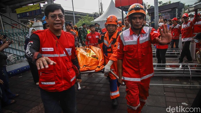 Update Korban Tabrakan KA Argo Bromo Anggrek Vs KRL: 14 Tewas, 84 Luka