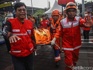 Korban Laka Maut KA Argo Bromo Vs KRL Bertambah, 14 Tewas 84 Luka