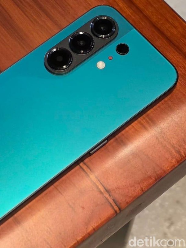 Review Tecno Camon 50: Kamera Tajam & Baterai Monster