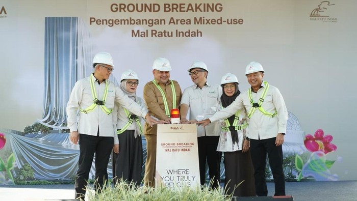 Wali Kota Makassar, Munafri Appi Arifuddin dalam seremonial groundbreaking area mixed-use Mal Ratu Indah di project site eks Hotel Sahid, pada Selasa (28/4/2026).