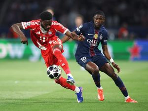Bayern Dihukum Penalti, Kompany: Bolanya Kena Badan Dulu!