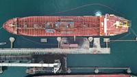 India Tolak LNG Rusia, Kapal Tanker Terombang-ambing di Dekat Singapura