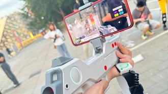 Tren Baru! Gamer di China Main PUBG di Dunia Nyata