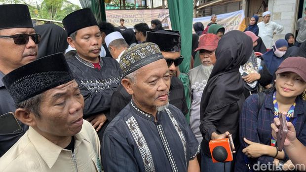 Hary Marwata (63), ayah karyawati KompasTV, Nur Ainia Eka Rahmadhynna (Aini) (Adhfar AS/detikcom)