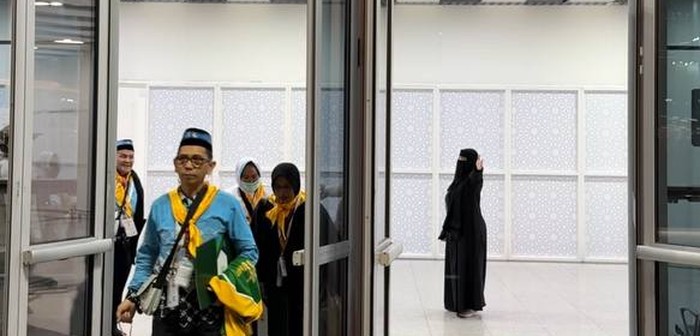 Jemaah Haji Kloter Batam 5 Akhirnya Mendarat di Madinah