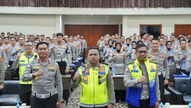 Kakorlantas Polri Irjen Agus Suryonugroho menekankan pentingnya perubahan wajah Polantas di era modern sesuai dengan visi besar Kapolri Jenderal Listyo Sigit Prabowo.