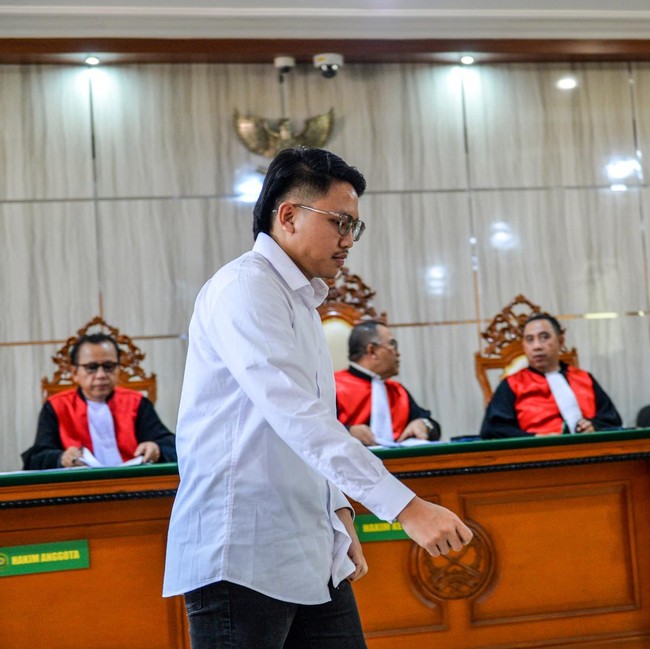 Kasus Penghinaan Suku Sunda, YouTuber Resbob Divonis 2,5 Tahun Penjara