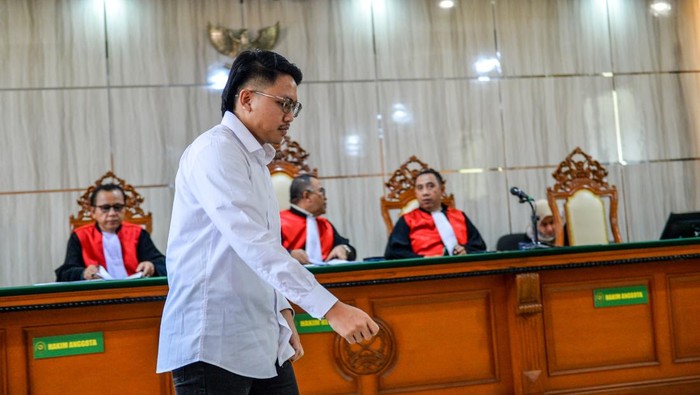 Kasus Penghinaan Suku Sunda, YouTuber Resbob Divonis 2,5 Tahun Penjara