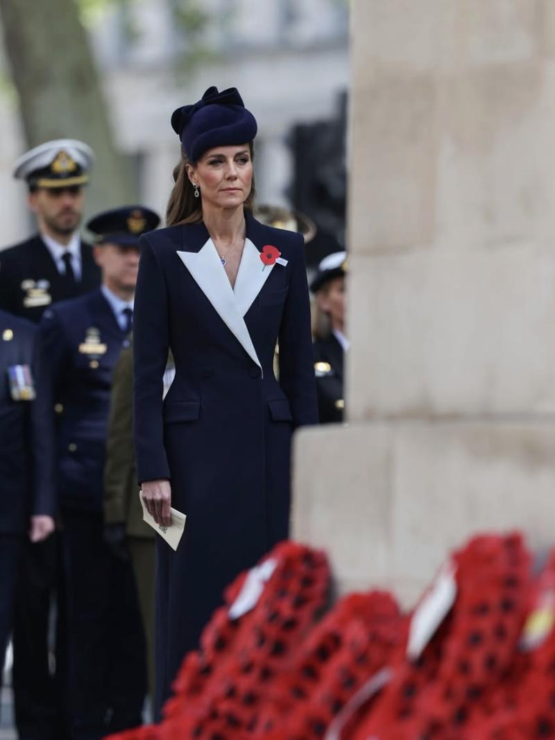 Kate Middleton Tiru Gaya Putri Diana 31 Tahun Lalu, Pancarkan Aura Ratu