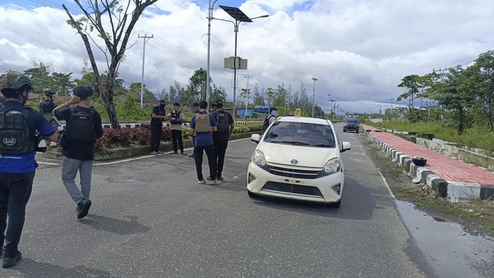 KKB menembak pengendara mobil di Yahukimo hingga 2 orang luka.