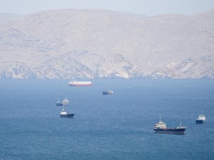 Iran Ancam AS Jika Nekat Terobos Selat Hormuz