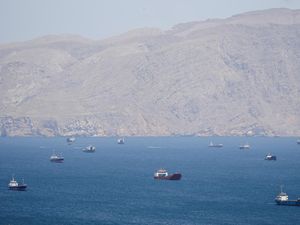 Iran Izinkan Kapal-kapal China Lewati Selat Hormuz Sejak Kemarin