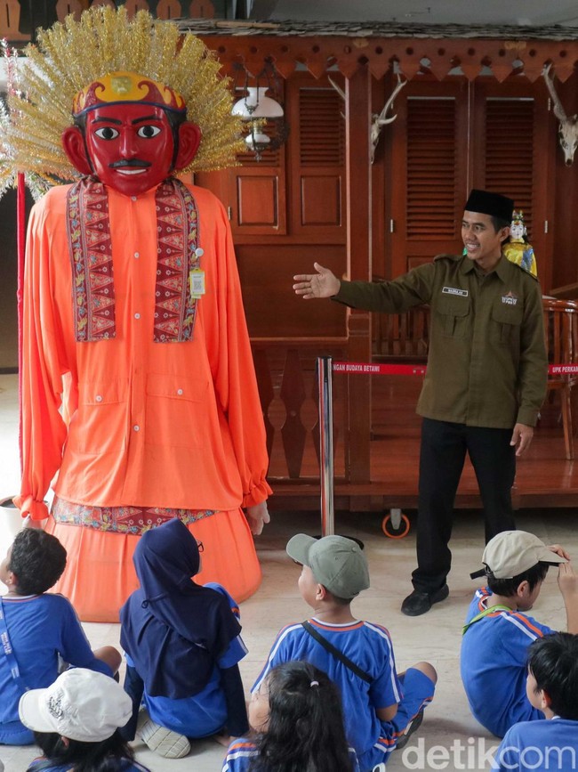 Mengenal Tradisi Betawi, Siswa Ikuti Kegiatan Edukasi Museum