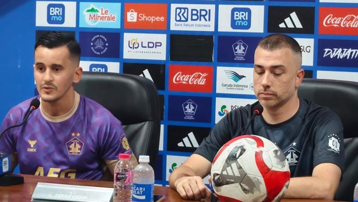 Pelatih Persik, Marcos Reina Torres
