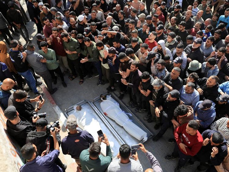 Pemakaman Korban Serangan Israel Digelar di Gaza City