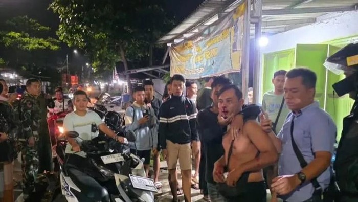 Perkelahian di Jember usai nobar bola