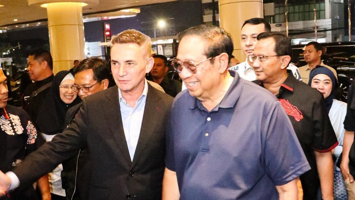 Presiden ke-6 RI Susilo Bambang Yudhoyono saat berada di Trans Luxury Hotel Bandung