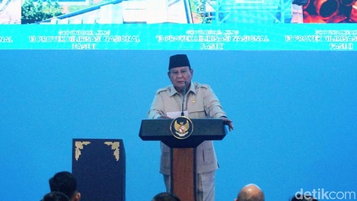 Presiden Prabowo Subianto disebut bakal kasih kejutan untuk buruh di May day 1 Mei 2026.