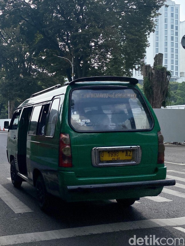 Jalan Diponegoro Ditutup Sementara gegara Proyek Gedung Sate-Gasibu