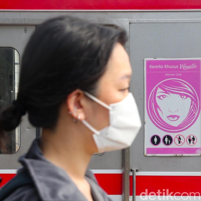 Ramai Disorot, Usulan Gerbong Wanita KRL Dipindah Jadi Polemik