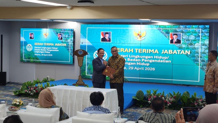Serah terima jabatan Menteri Lingkungan Hidup