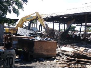 Pasar Pringgabaya Terbakar, Pedagang Dapat Lapak Sementara