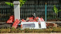 Pembukaan layanan dilakukan usai PT Kereta Api Indonesia bersama Komite Nasional Keselamatan Transportasi menyelesaikan pemeriksaan dan memastikan kondisi jalur telah steril serta memenuhi standar keselamatan.