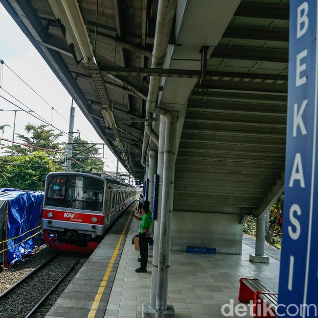 Stasiun Bekasi Timur Kembali Normal