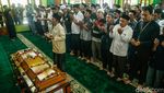 Suasana Duka Pemakaman Korban Tragedi Bekasi Timur