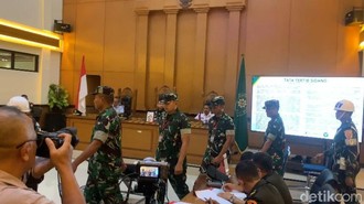 4 Tentara Didakwa Siram Air Keras Andrie Yunus karena Interupsi Rapat RUU TNI