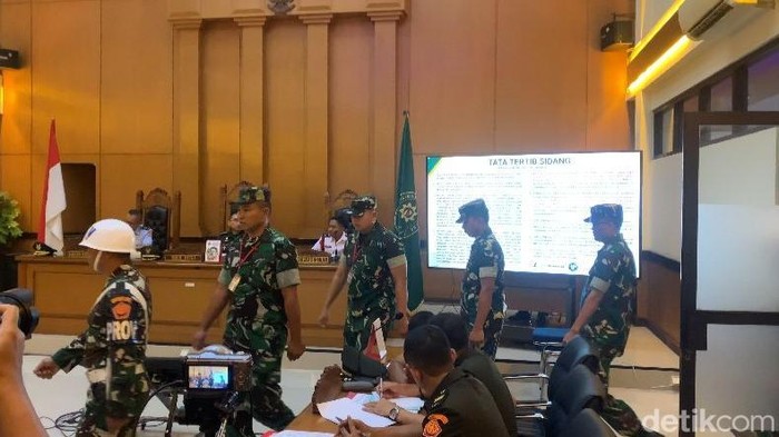 Tampang 4 Tentara Penyiram Air Keras ke Andrie Yunus Jalani Sidang Perdana (Tim detikcom)