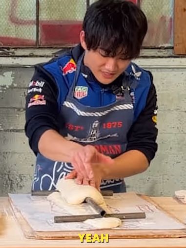 Yuki Tsunoda Ditantang Bikin Roti, Malah Jadi Mobil Balap Mini
