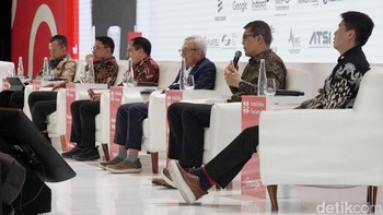 Secara global, 5G merupakan teknologi seluler dengan tingkat adopsi tercepat sejak era 2G. Laporan industri menunjukkan jumlah pelanggan 5G dunia telah mencapai sekitar 2,9 miliar pada akhir tahun lalu dan diproyeksikan melonjak menjadi 6,4 miliar pada 2031.