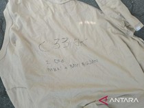 Penghuni Apartemen Terbakar di Jakbar Lempar Baju Isi Tulisan, Damkar Evakuasi