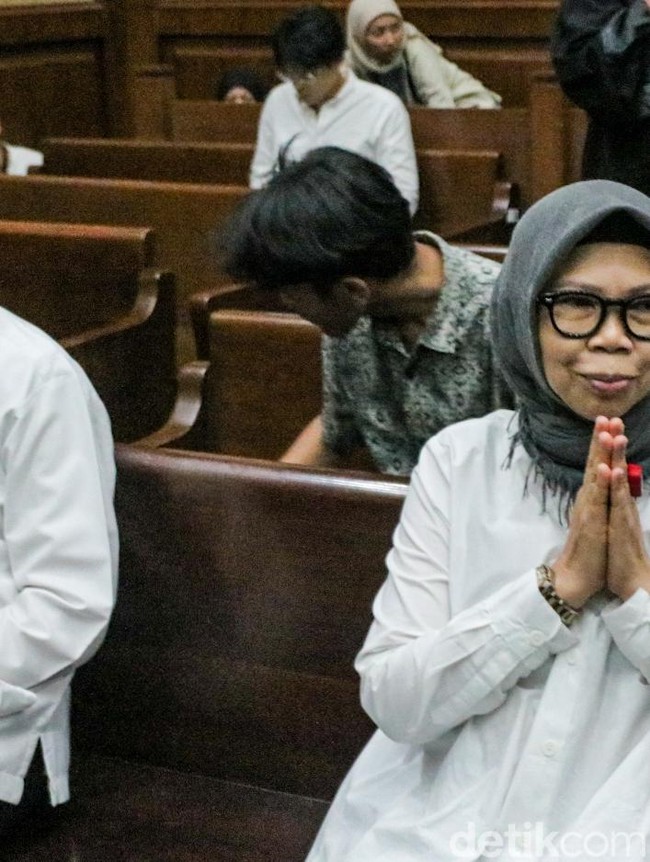 Eks Pejabat Kemendikbudristek Divonis 4 dan 4,5 Tahun Penjara di Kasus Chromebook