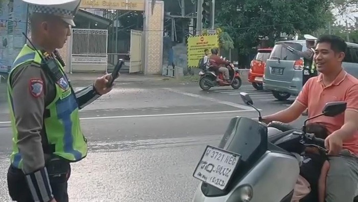 ETLE Handheld Mulai Diterapkan di Lamongan